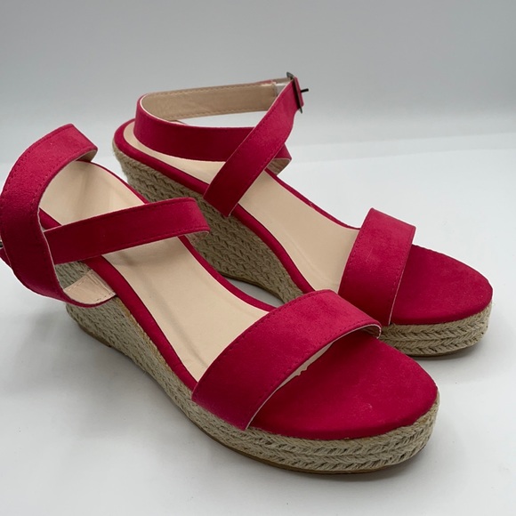 Shoes - Unknown brand women’s wedges